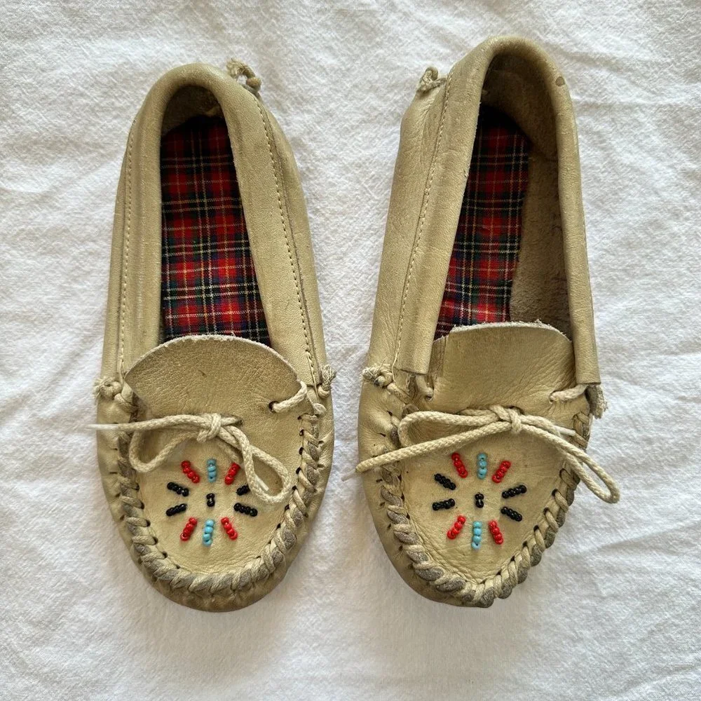 Minnetonka Style Beaded Leather Moccasins